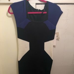 Short sleeve multi geometric tight midi dress